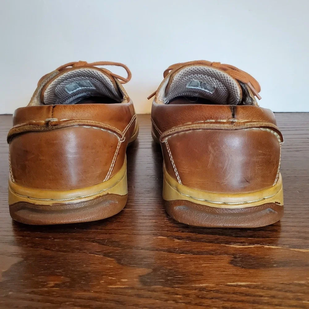 Margaritaville 'DREAMIN' Leather Mens Size 8 Anchor Tan Boat Shoes 2-Eye Loafers